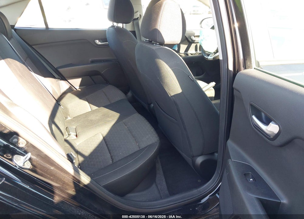 2019 KIA RIO LX VIN: 3KPA24AB2KE222619