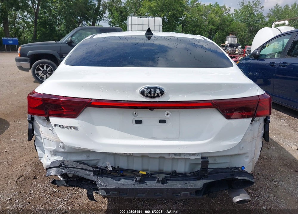 2021 KIA FORTE LXS VIN: 3KPF24AD5ME331800