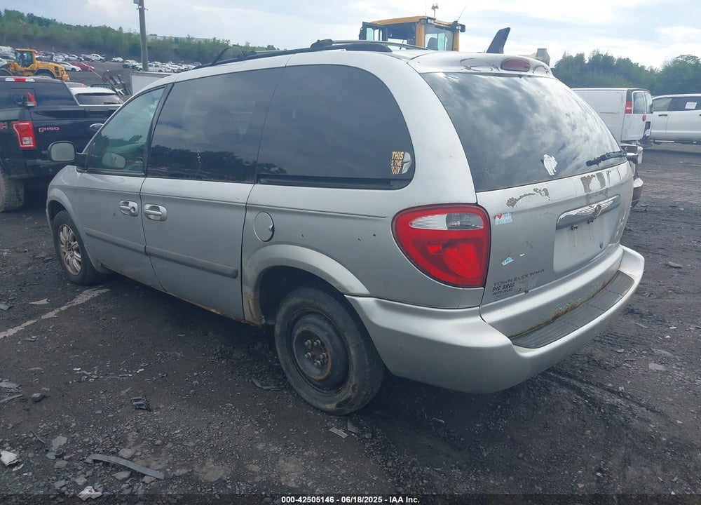 2007 CHRYSLER TOWN & COUNTRY VIN: 1A4GJ45R07B162889