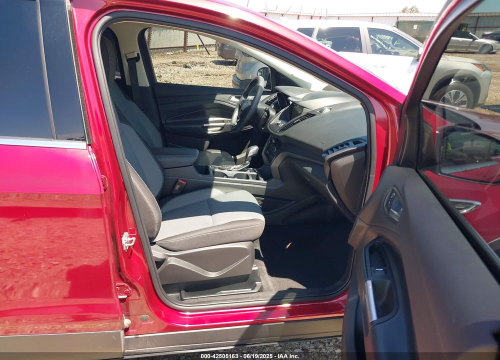 2019 FORD ESCAPE VIN: 1FMCU0GDXKUA34481