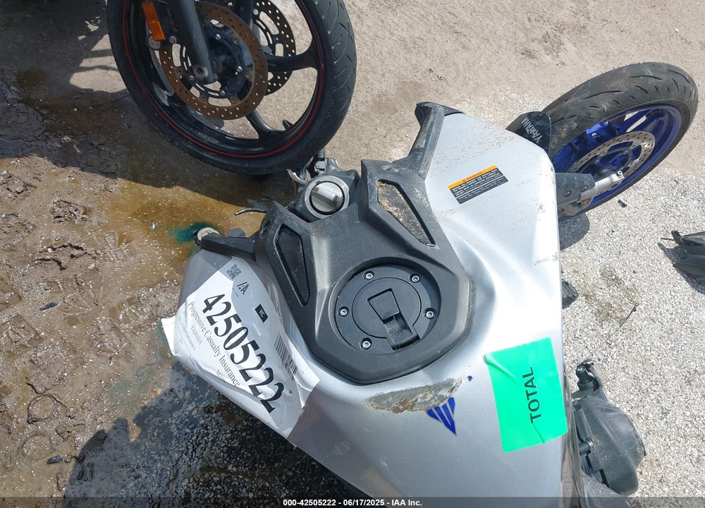 2025 YAMAHA MT09 SP VIN: JYARN95E4SA000819
