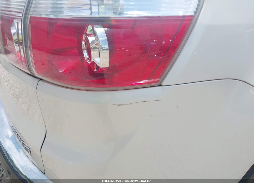 2011 GMC ACADIA VIN: 1GKKVSED9BJ163541