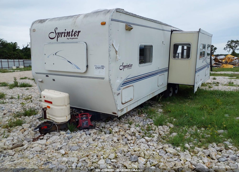 2002 KEYSTONE RV SPRINTER 274 RLS VIN: 4YDT2742721204574