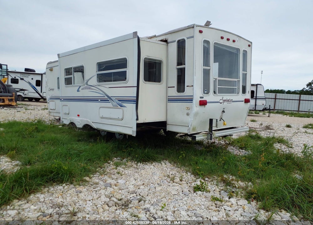 2002 KEYSTONE RV SPRINTER 274 RLS VIN: 4YDT2742721204574