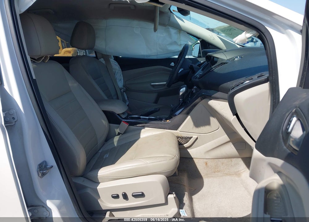 2016 FORD ESCAPE VIN: 1FMCU0JX0GUB07111