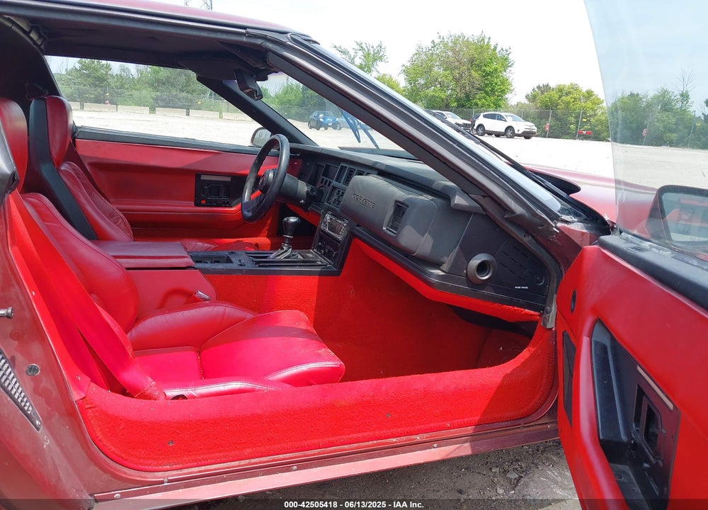 1988 CHEVROLET CORVETTE VIN: 1G1YY2184J5101700