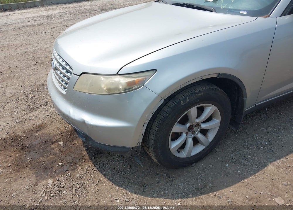 2004 INFINITI FX35 VIN: JNRAS08W24X215724