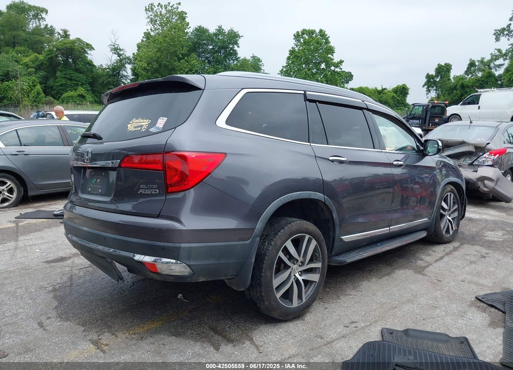 2017 HONDA PILOT ELITE VIN: 5FNYF6H08HB028361