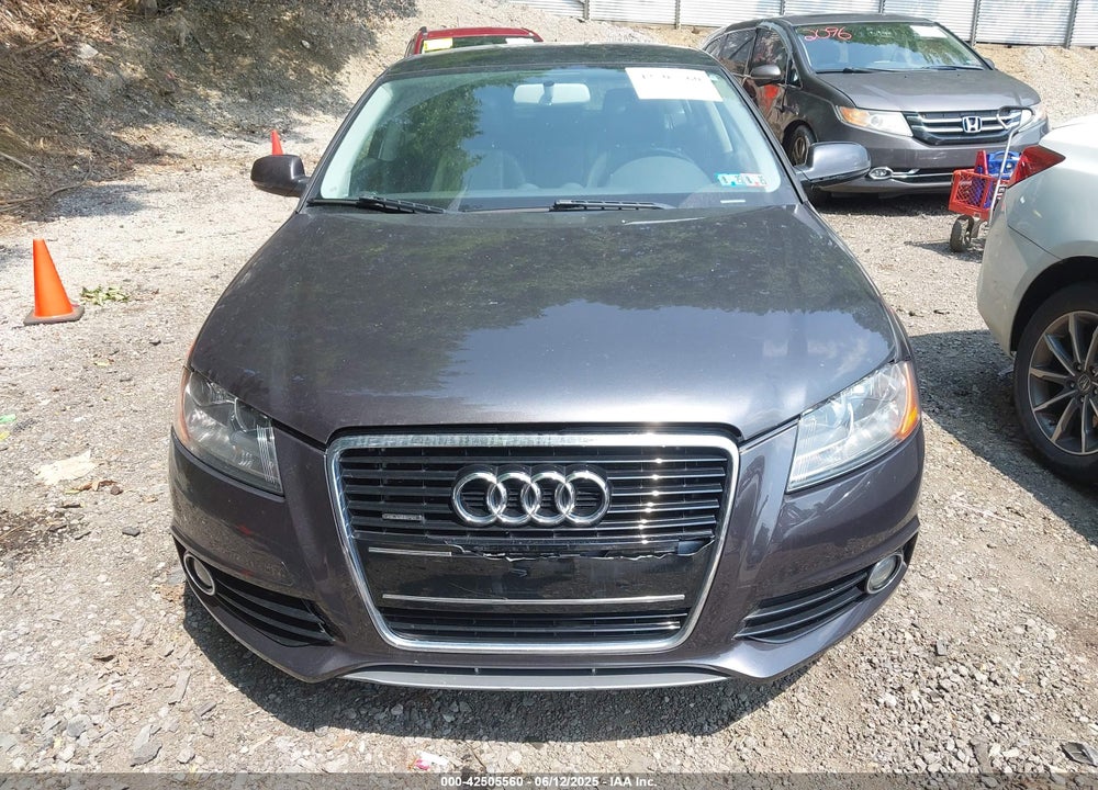 2013 AUDI A3 2.0T PREMIUM VIN: WAUDFAFM0DA010637