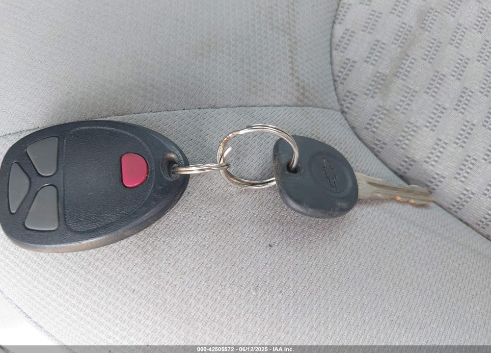 2009 CHEVROLET HHR VIN: 3GNCA13B19S540130