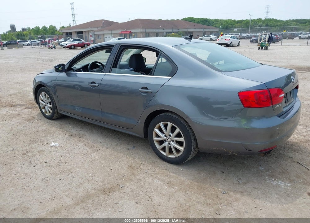 2013 VOLKSWAGEN JETTA VIN: 3VWBX7AJ3DM434661