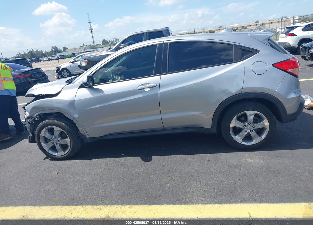 2018 HONDA HR-V VIN: 3CZRU5H36JM719107