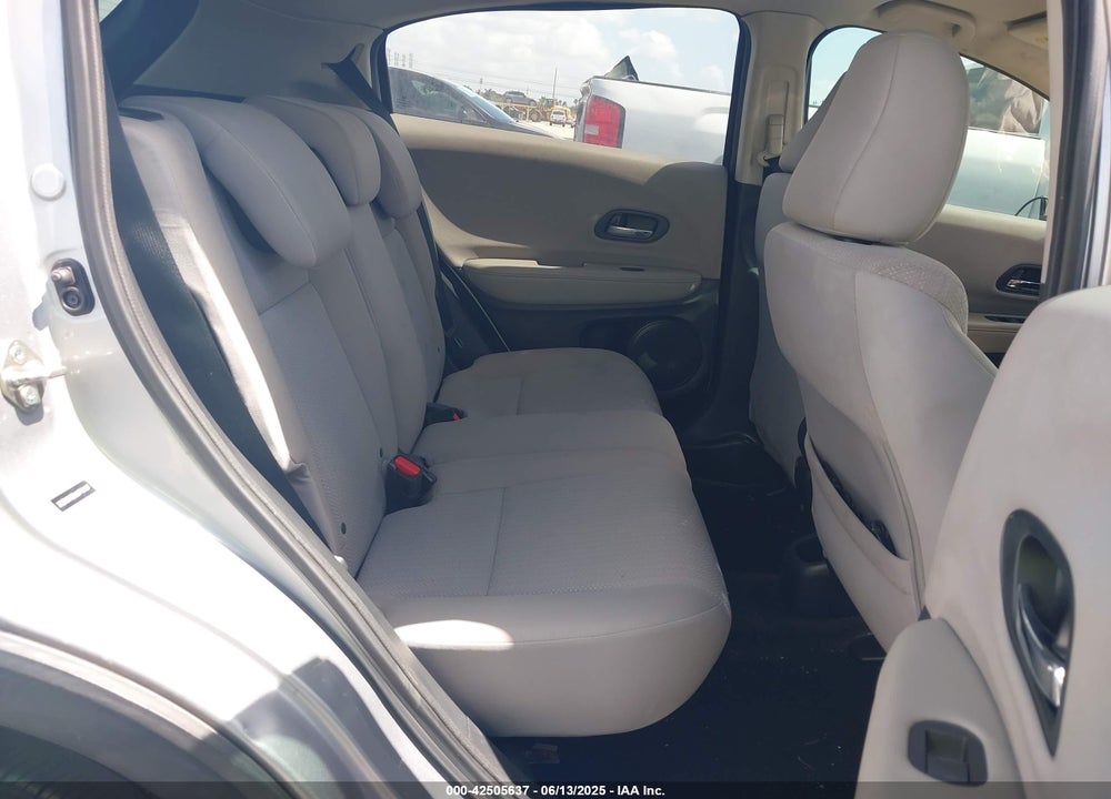 2018 HONDA HR-V VIN: 3CZRU5H36JM719107