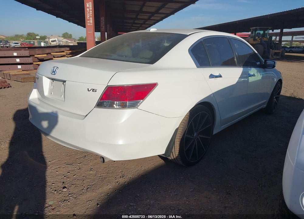 2008 HONDA ACCORD VIN: 1HGCP36818A057189