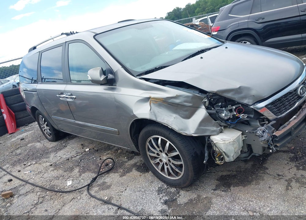 2011 KIA SEDONA EX VIN: KNDMH4C74B6398520