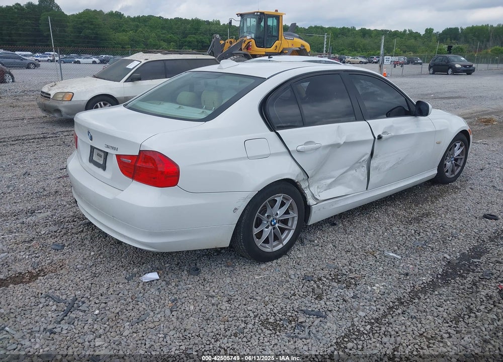 2010 BMW 3 SERIES VIN: WBAPH7C55AE129957