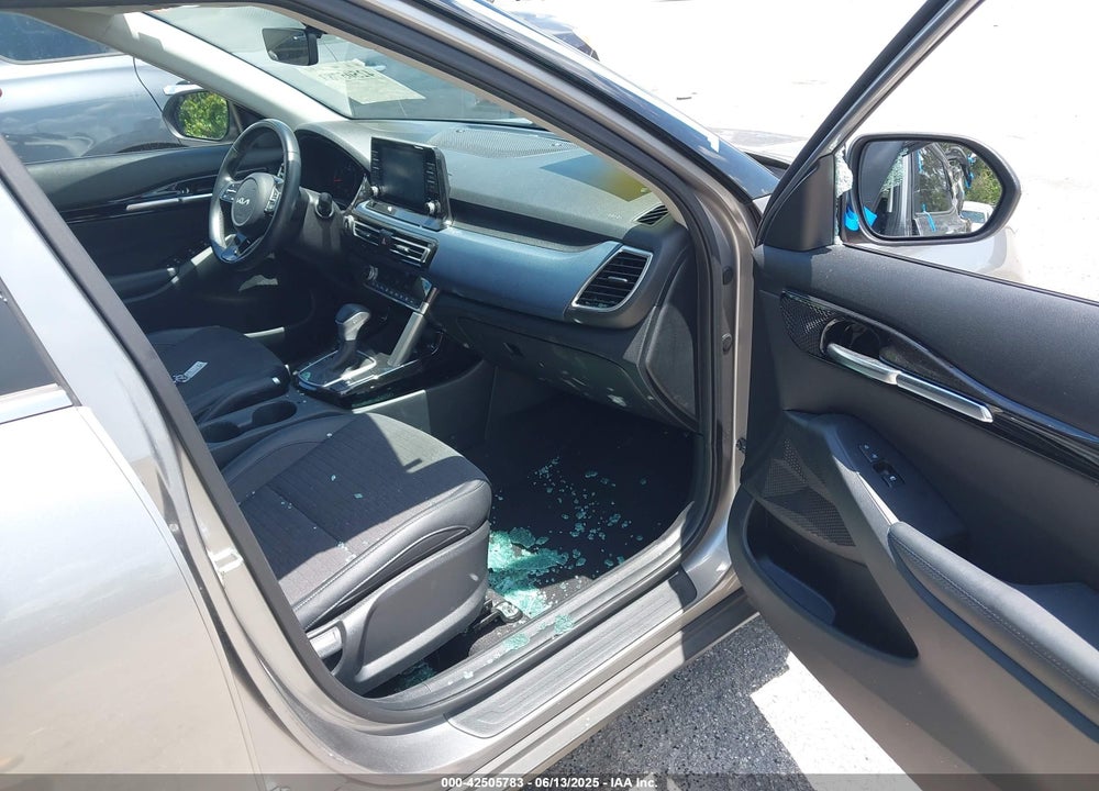 2023 KIA SELTOS VIN: KNDEU2AA8P7369820
