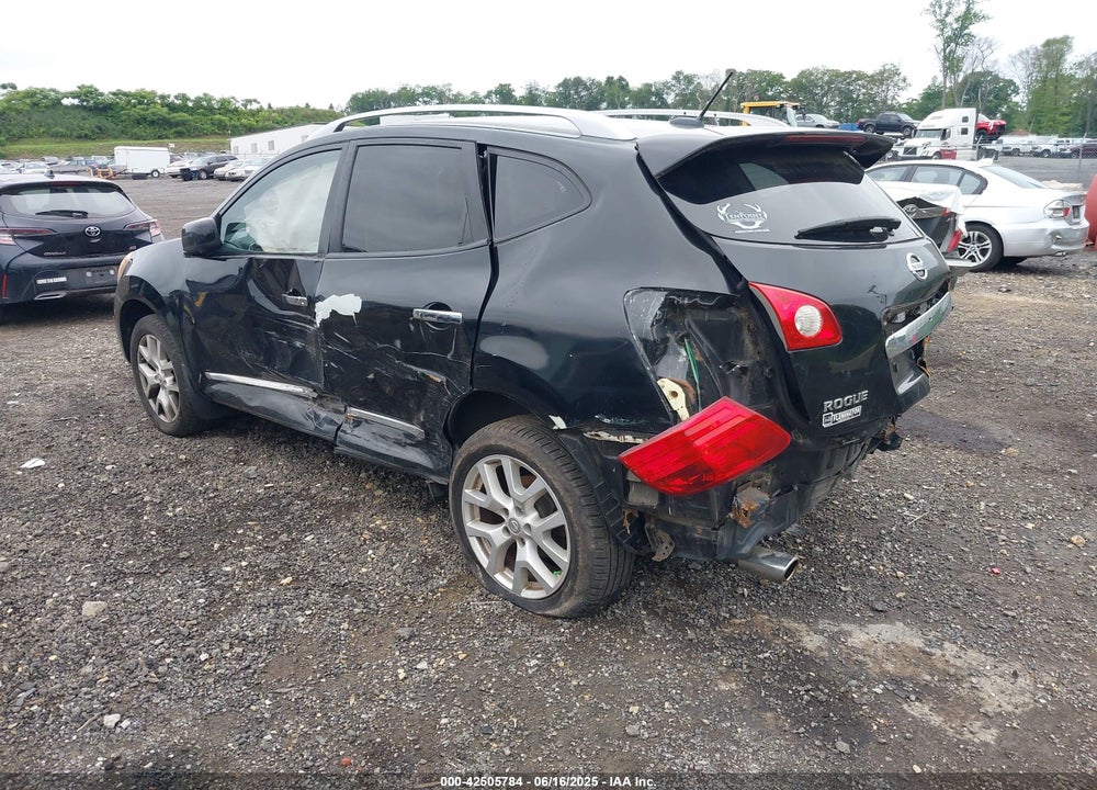 2013 NISSAN ROGUE SV W/SL PKG VIN: JN8AS5MV8DW111842