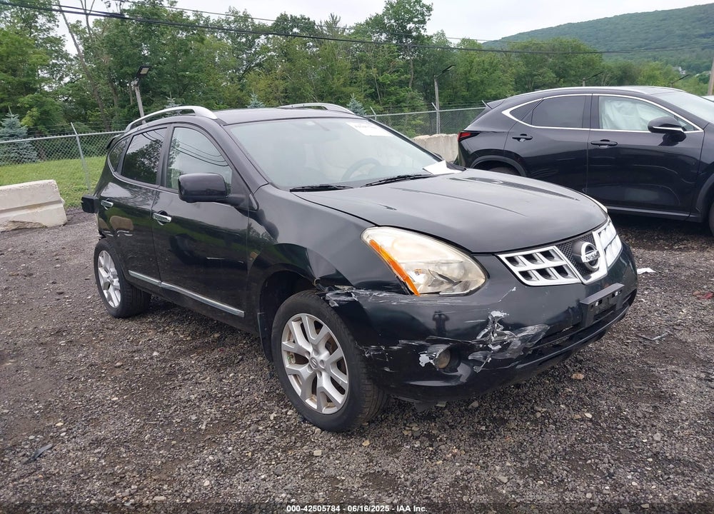 2013 NISSAN ROGUE SV W/SL PKG VIN: JN8AS5MV8DW111842