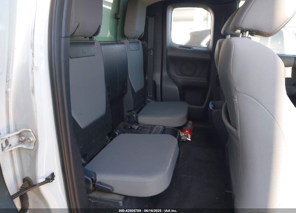 2017 TOYOTA TACOMA VIN: 5TFRX5GN4HX093545