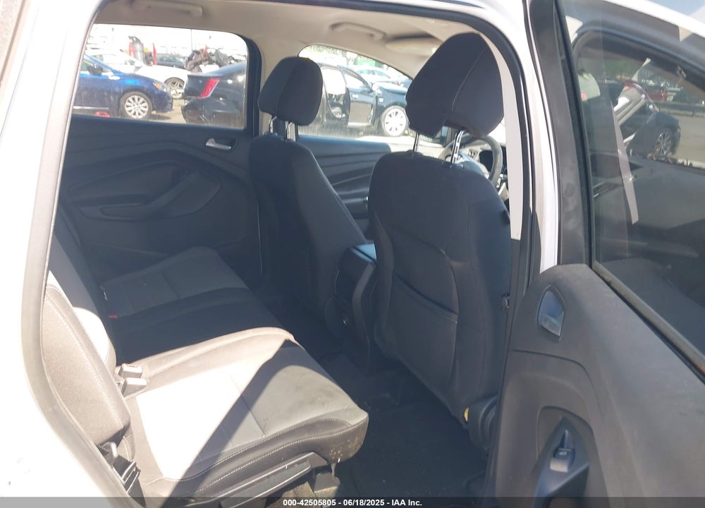 2014 FORD ESCAPE VIN: 1FMCU0GX2EUA66193