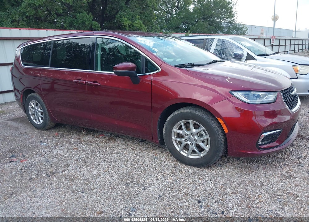 2023 CHRYSLER PACIFICA TOURING L VIN: 2C4RC1BGXPR571557