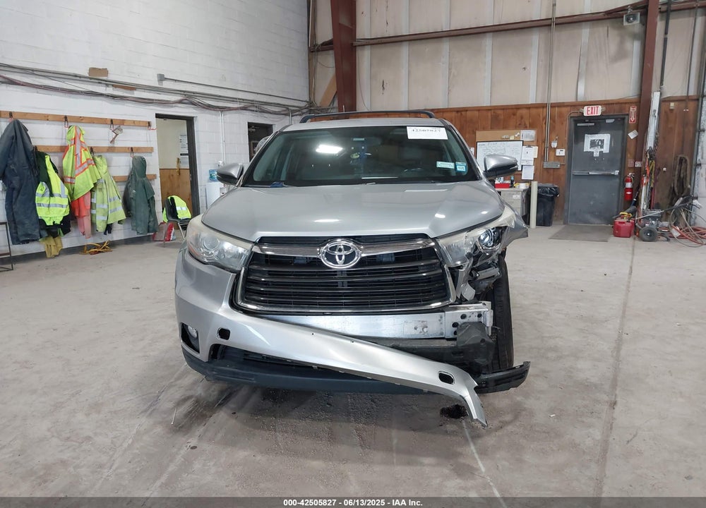 2016 TOYOTA HIGHLANDER LE PLUS V6 VIN: 5TDBKRFH7GS260830