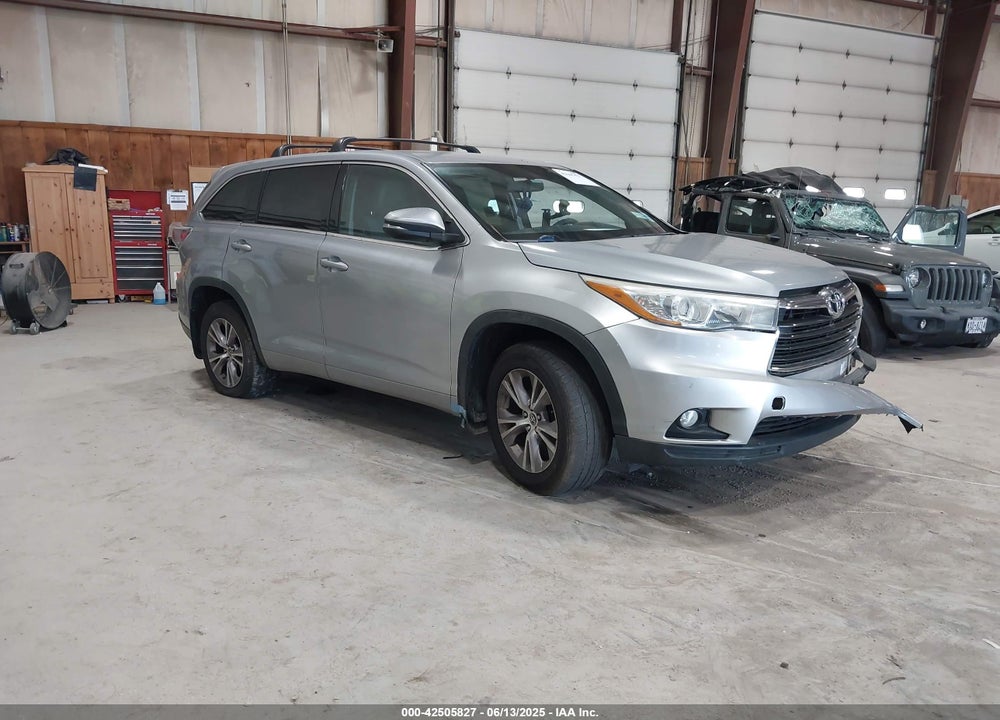 2016 TOYOTA HIGHLANDER LE PLUS V6 VIN: 5TDBKRFH7GS260830