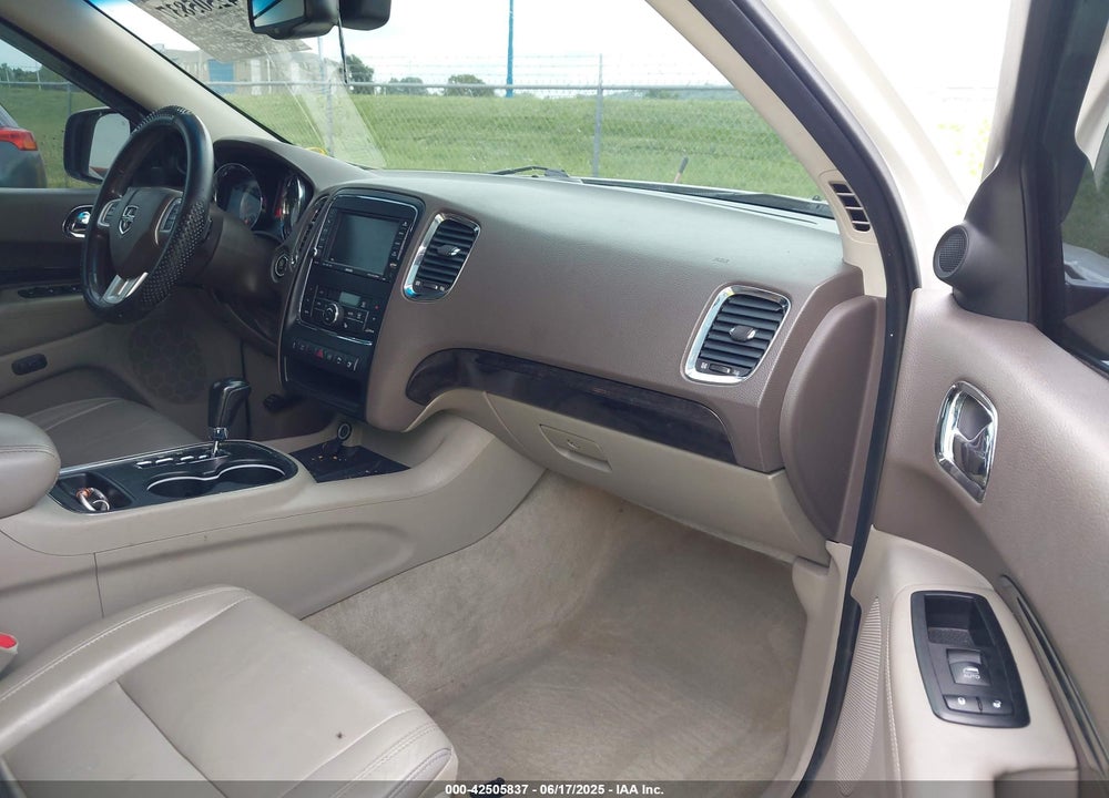 2011 DODGE DURANGO VIN: 1D4SD4GT2BC627811