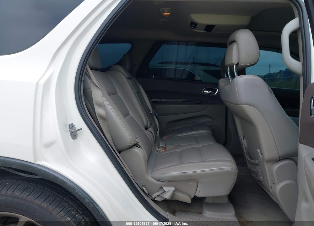 2011 DODGE DURANGO VIN: 1D4SD4GT2BC627811