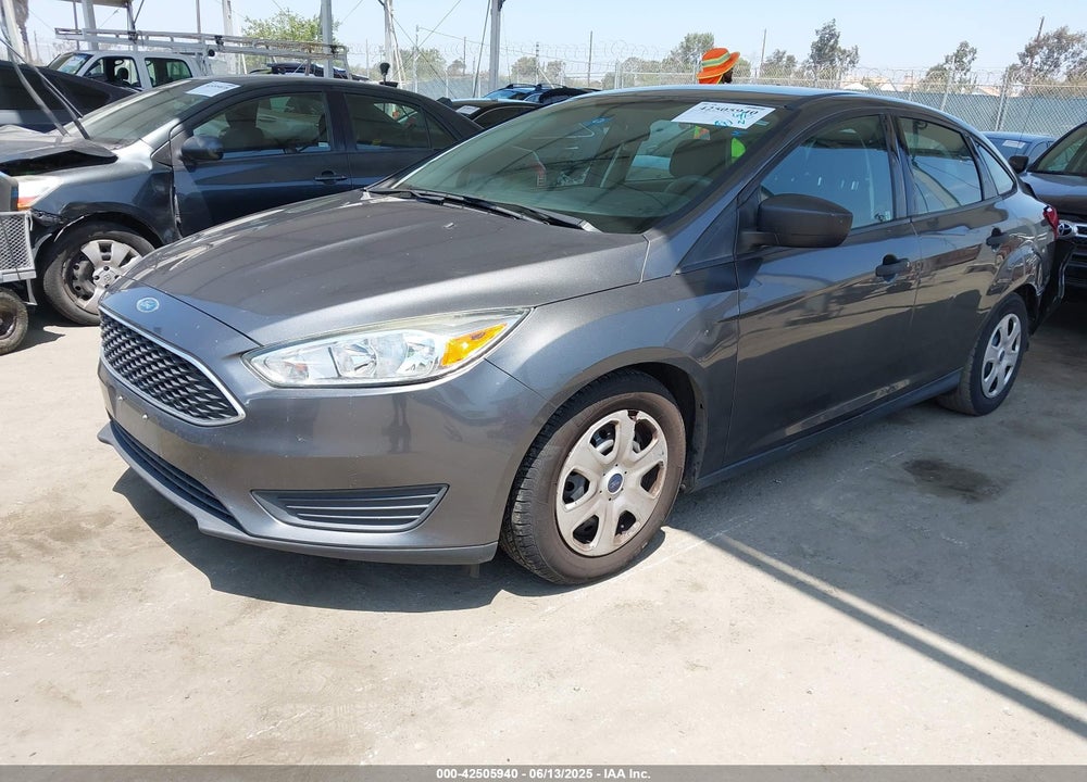 2016 FORD FOCUS S VIN: 1FADP3E29GL208580