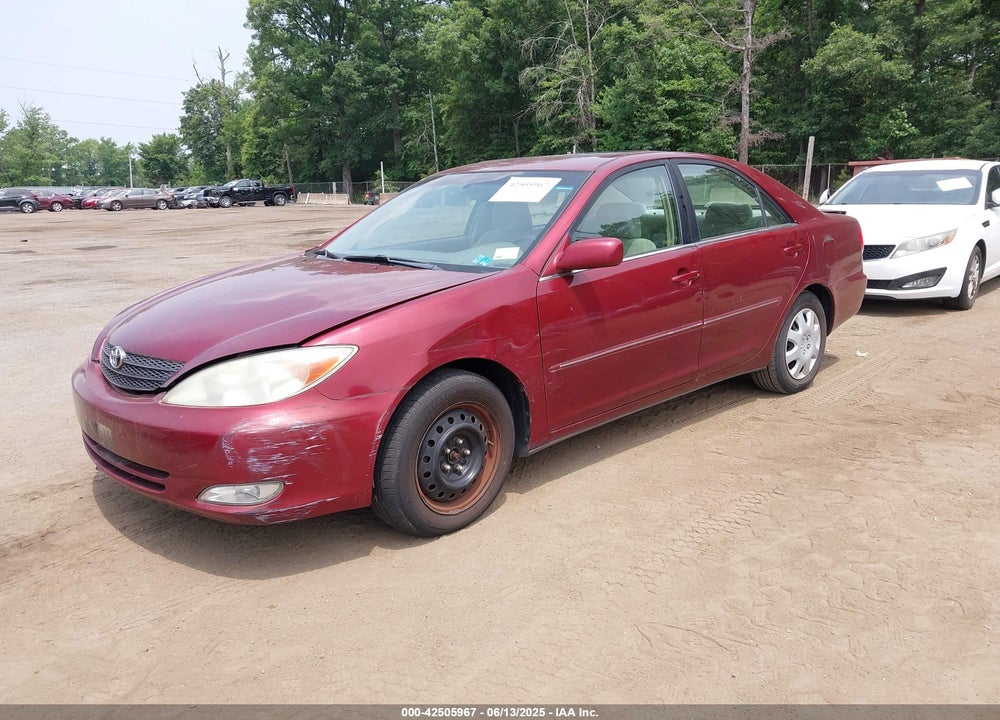 2004 TOYOTA CAMRY XLE VIN: 4T1BE30KX4U304962