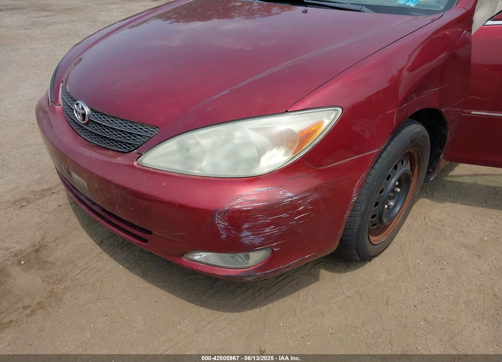 2004 TOYOTA CAMRY XLE VIN: 4T1BE30KX4U304962