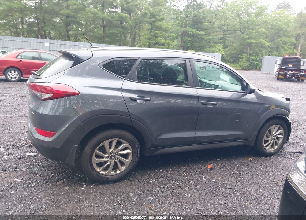 2016 HYUNDAI TUCSON VIN: KM8J3CA46GU215914