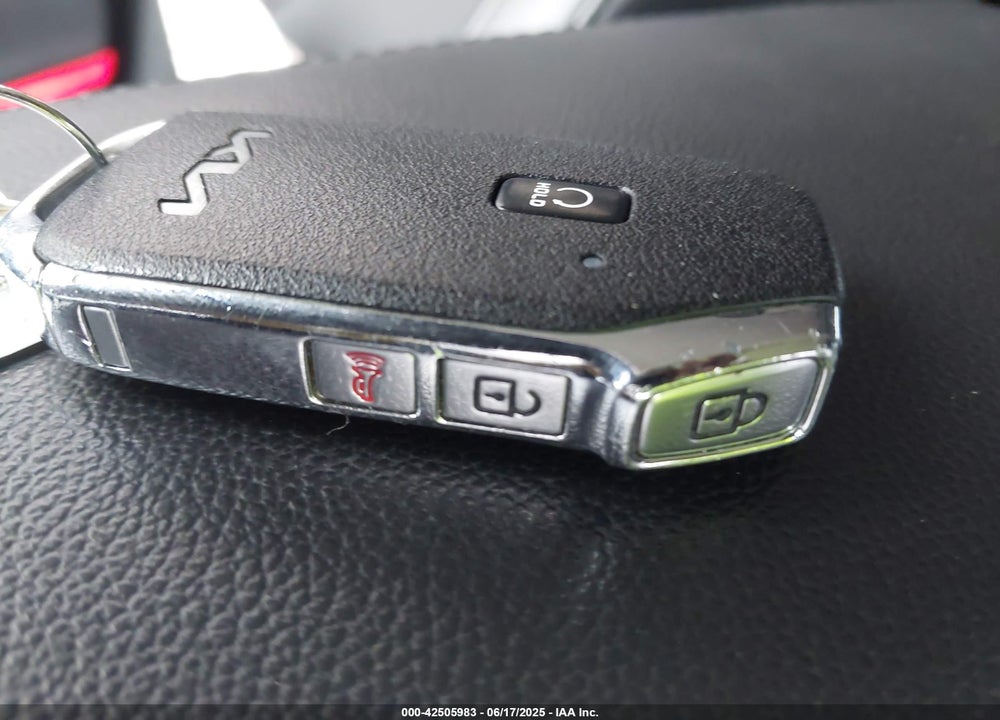 2023 KIA SPORTAGE VIN: 5XYK33AFXPG083977