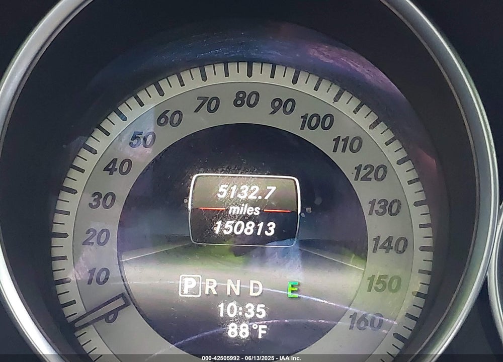 2014 MERCEDES-BENZ C 250 LUXURY/SPORT VIN: WDDGF4HB3EA931402