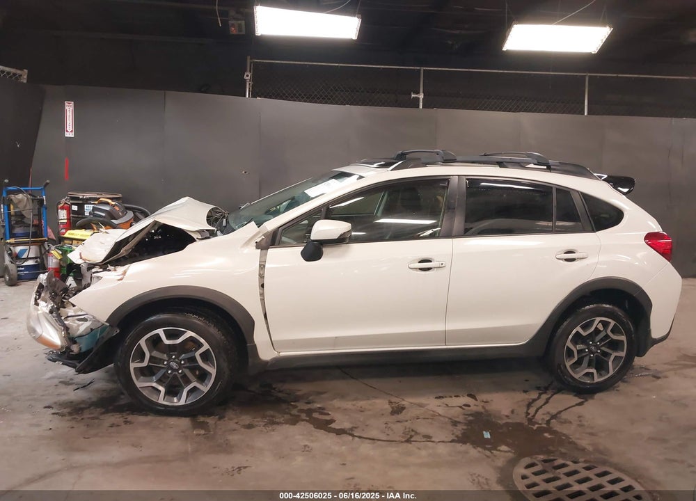 2017 SUBARU CROSSTREK 2.0I LIMITED VIN: JF2GPANC7H8221788