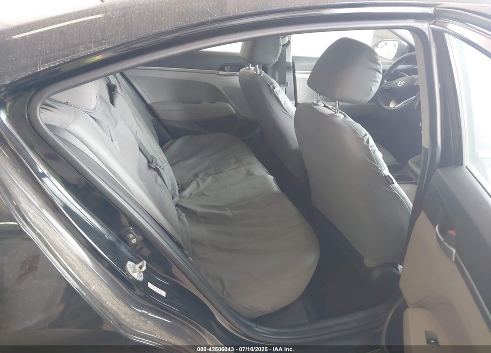 2019 HYUNDAI ELANTRA VIN: KMHD74LF3KU875231