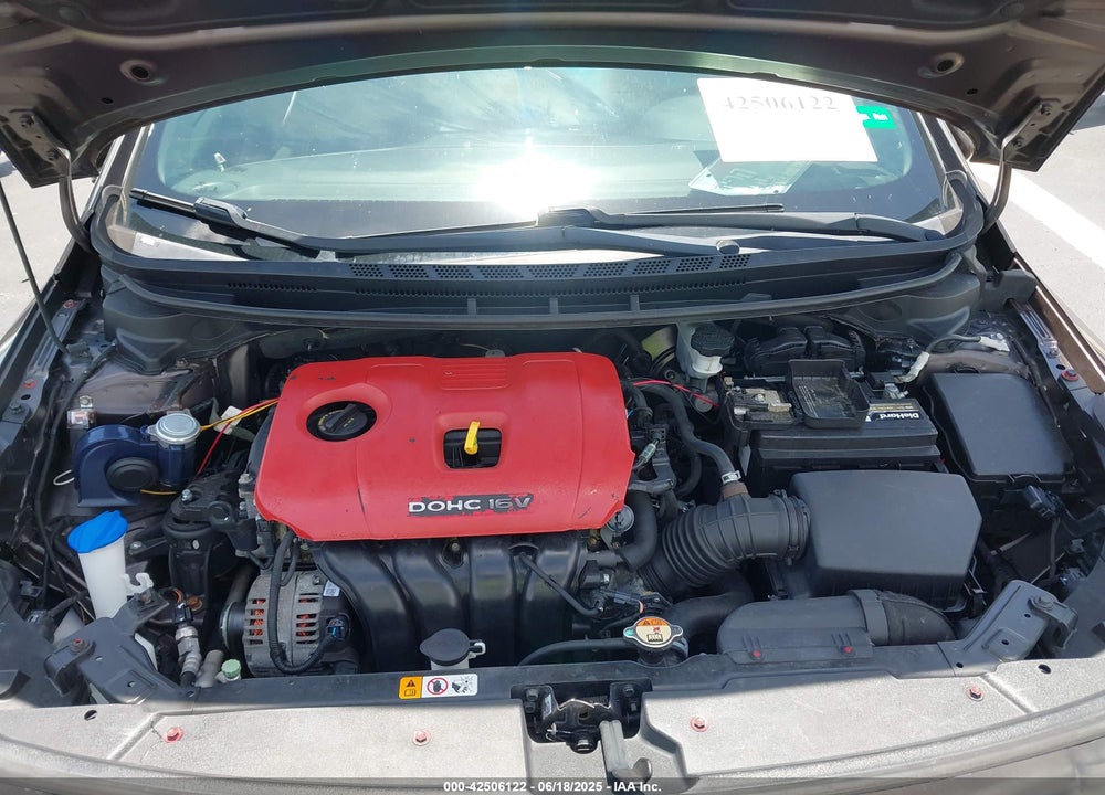 2018 KIA FORTE VIN: 3KPFL4A75JE192285