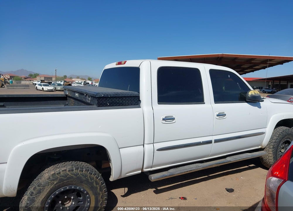 2007 GMC SIERRA 1500 CLASSIC SLE1 VIN: 2GTEC13Z271116604