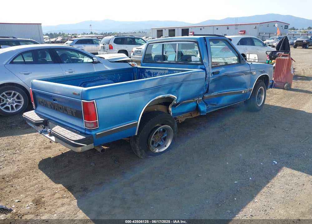 1992 CHEVROLET S TRUCK S10 VIN: 1GCCS14Z1N8116872