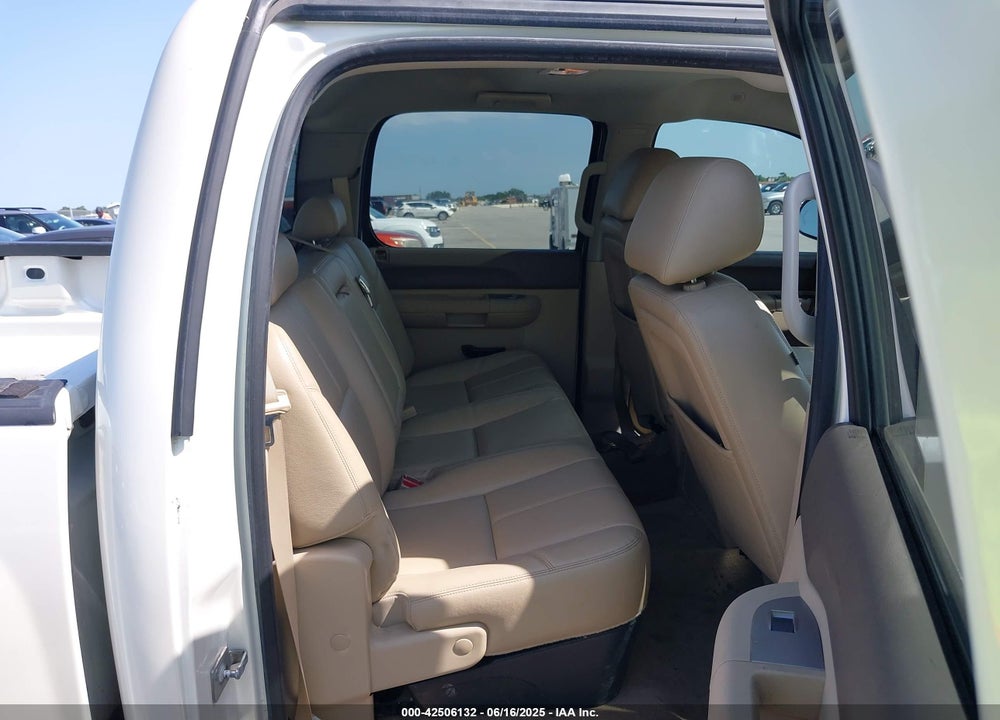 2013 CHEVROLET SILVERADO 1500 VIN: 3GCPKSE76DG310956