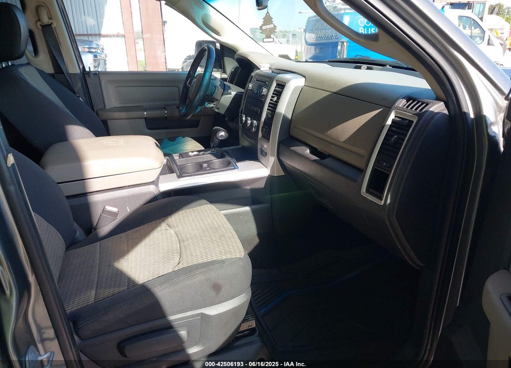 2011 RAM 1500 SLT VIN: 1D7RV1GTXBS508634