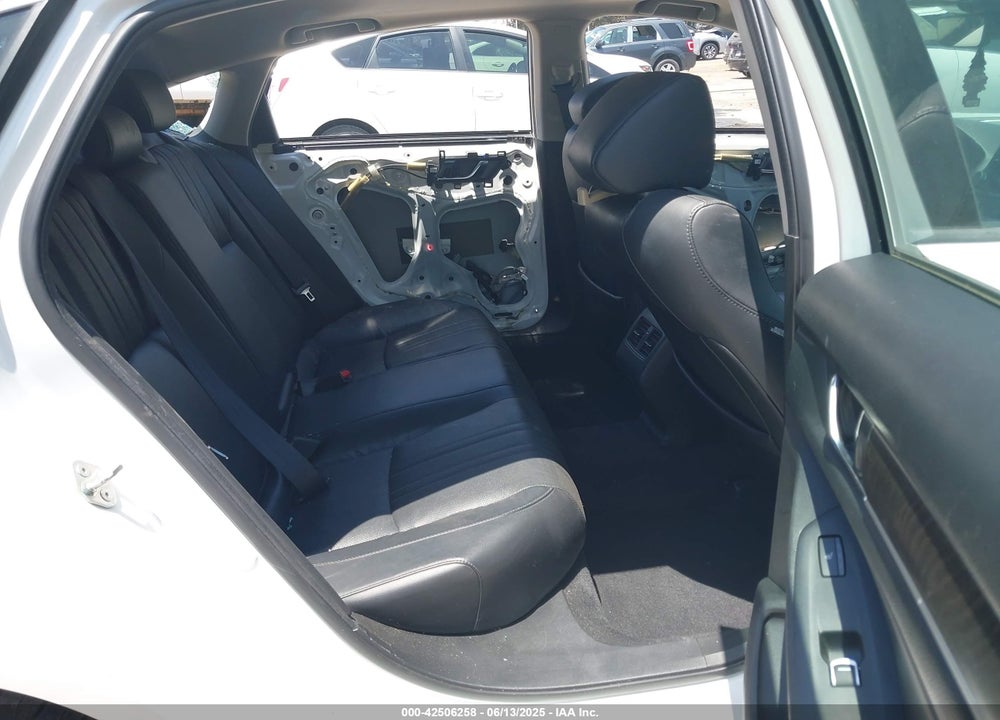 2018 HONDA ACCORD VIN: 1HGCV1F94JA215677