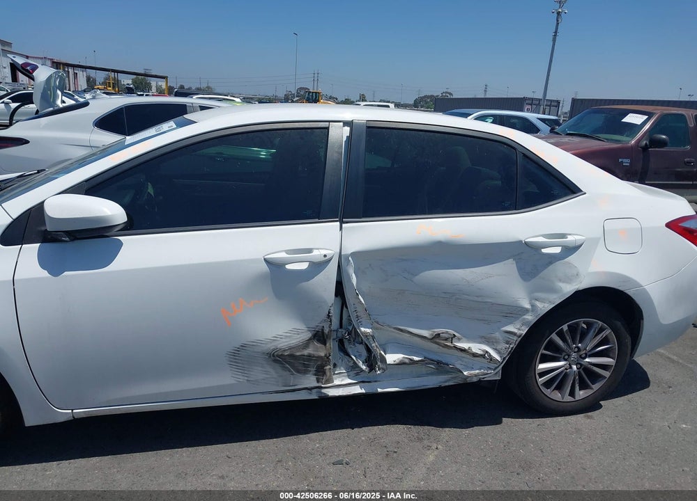 2015 TOYOTA COROLLA VIN: 5YFBURHE8FP204688