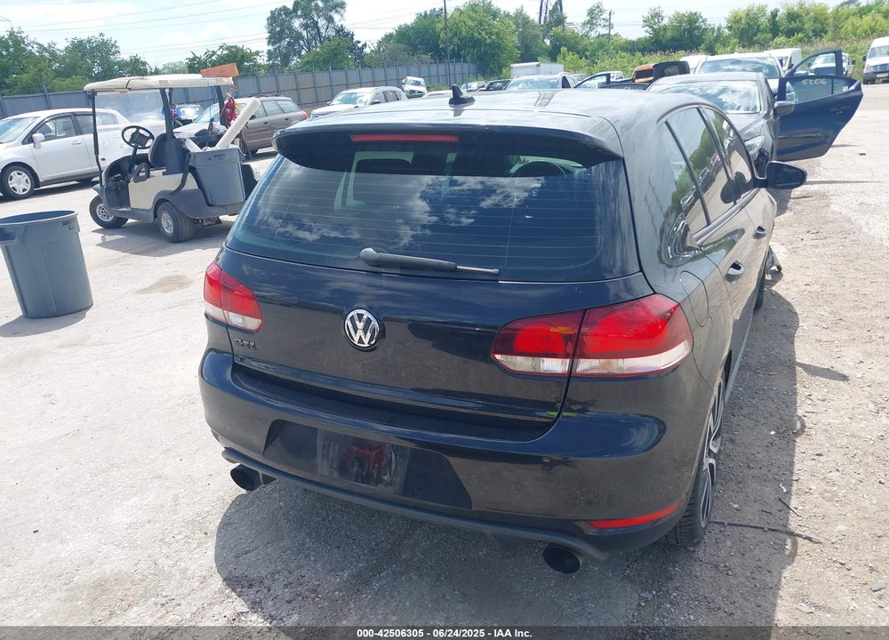 2013 VOLKSWAGEN GTI VIN: WVWGV7AJ8DW092526