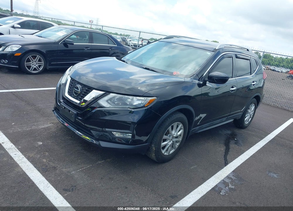 2018 NISSAN ROGUE SV VIN: 5N1AT2MT6JC784983