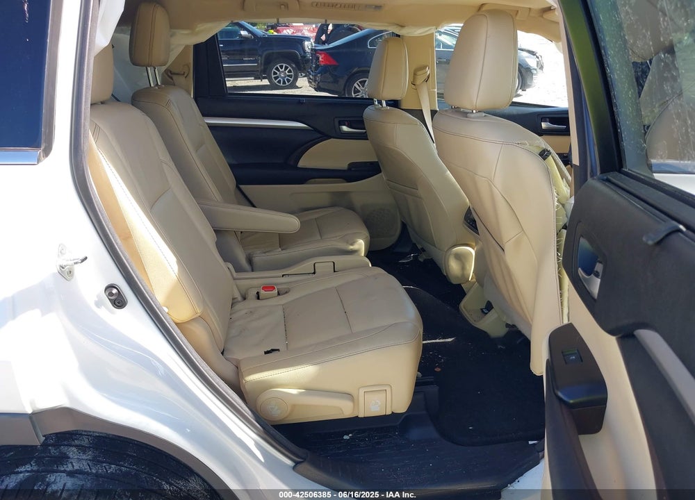 2017 TOYOTA HIGHLANDER VIN: 5TDKZRFH4HS525085