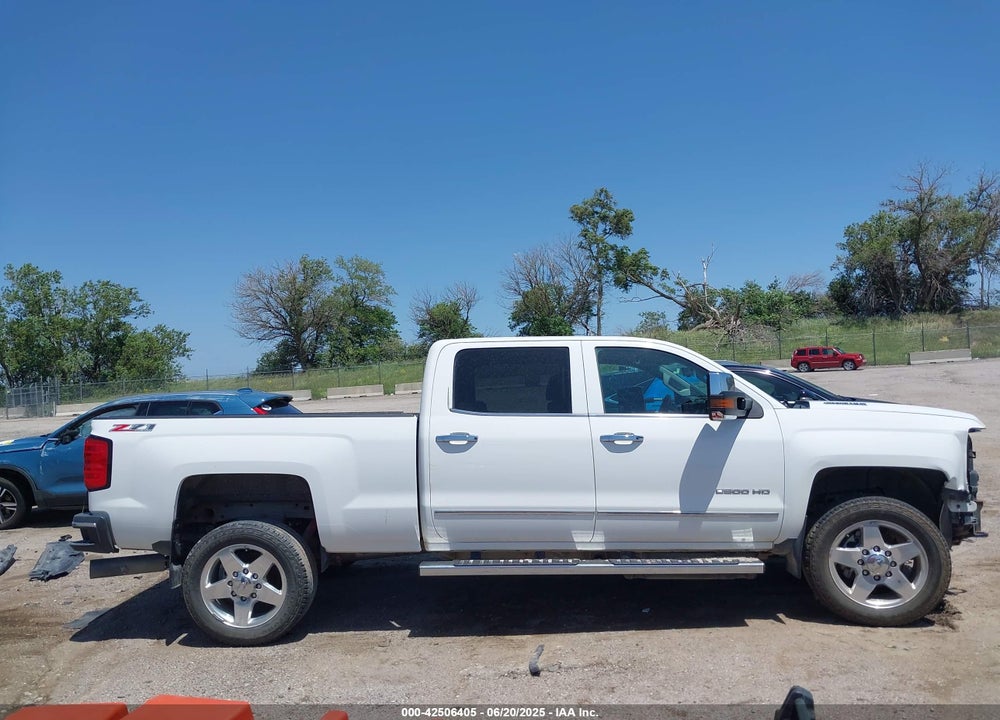 2015 CHEVROLET SILVERADO 2500HD LTZ VIN: 1GC1KWE8XFF599513
