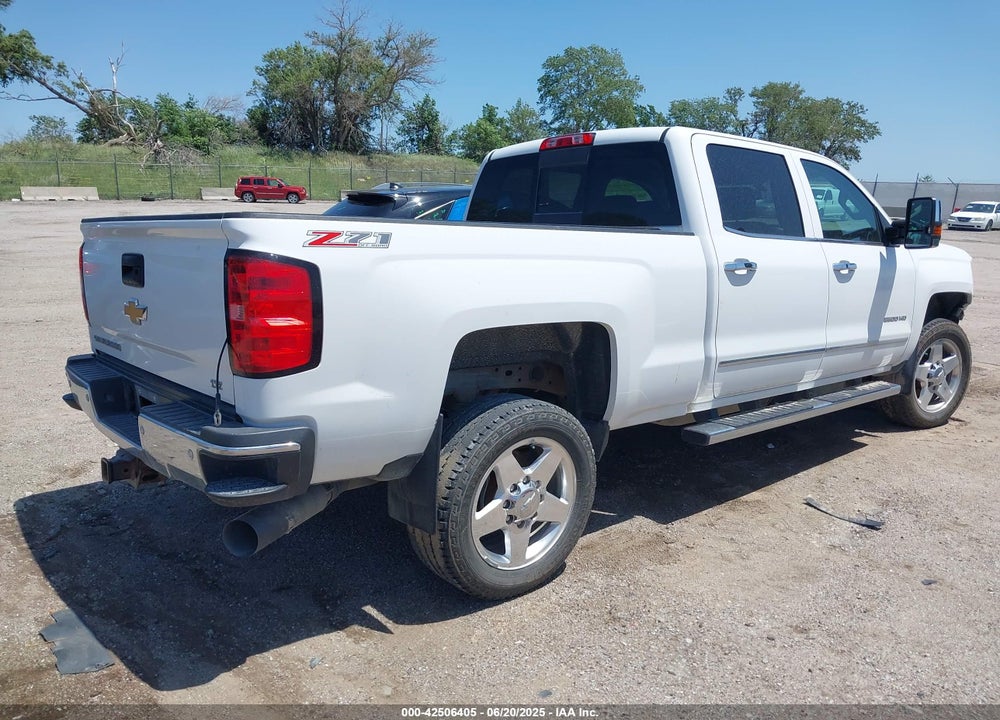 2015 CHEVROLET SILVERADO 2500HD LTZ VIN: 1GC1KWE8XFF599513